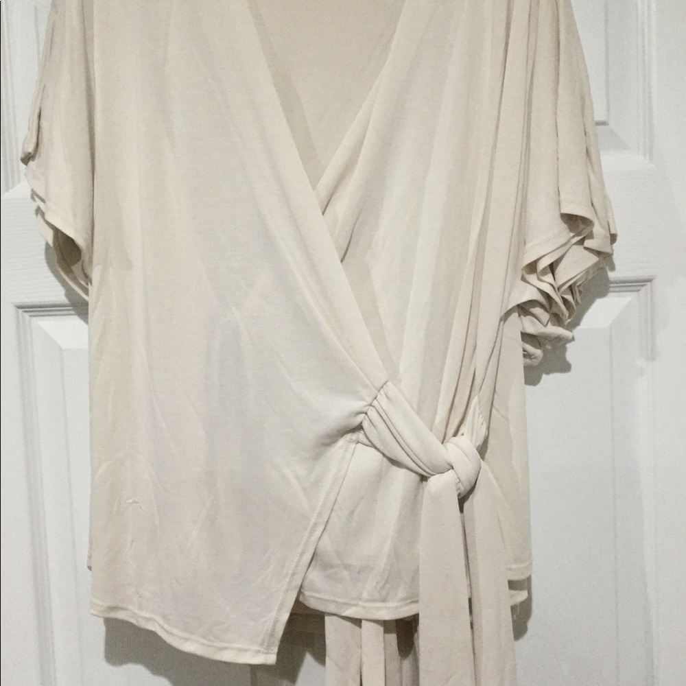 🆕Cream/Stone Short Flutter Sleeve Wrap Blouse Top - Picture 7 of 8